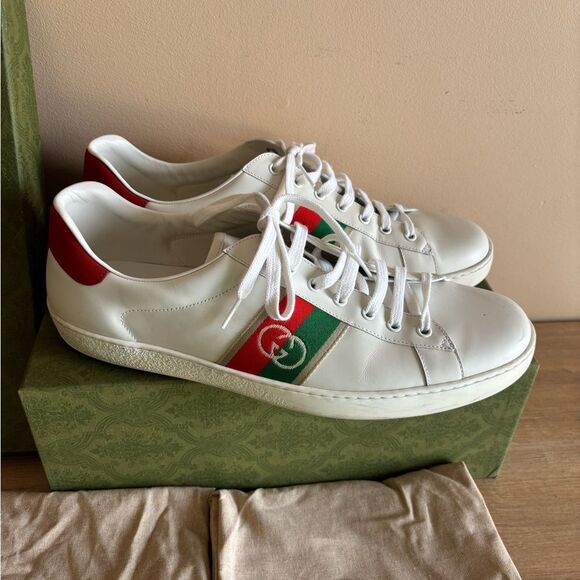 Gucci classic sneakers leather upper, rubber sole, size 15 Gucci,fits size 15US - Picture 2 of 6